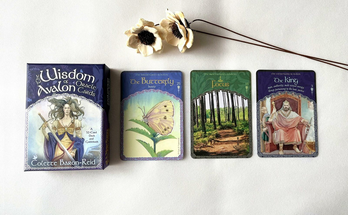 ウィズダム オブ アヴァロン オラクルカード
