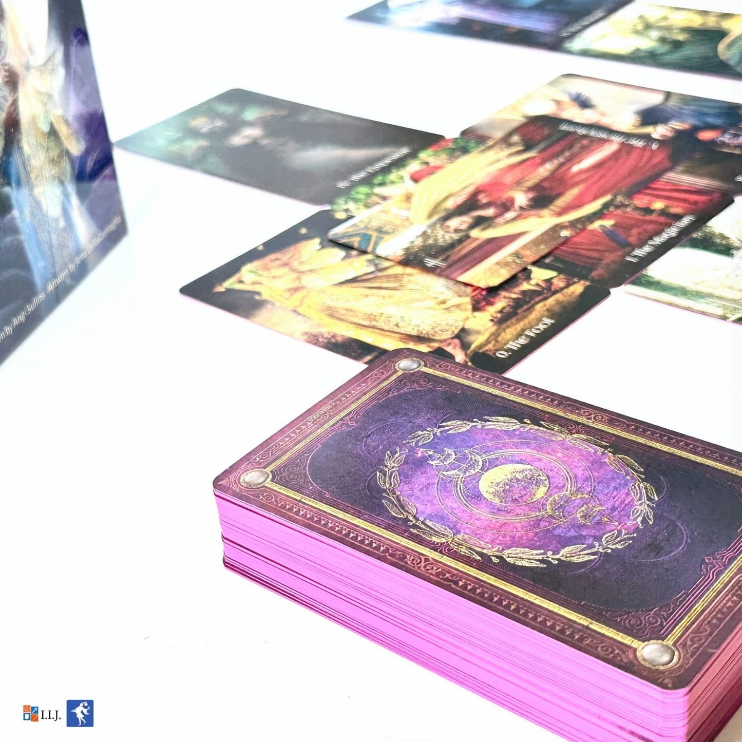 ウェン・ウーマン・ハッド・ウィングス・タロット When Women Had Wings Tarot