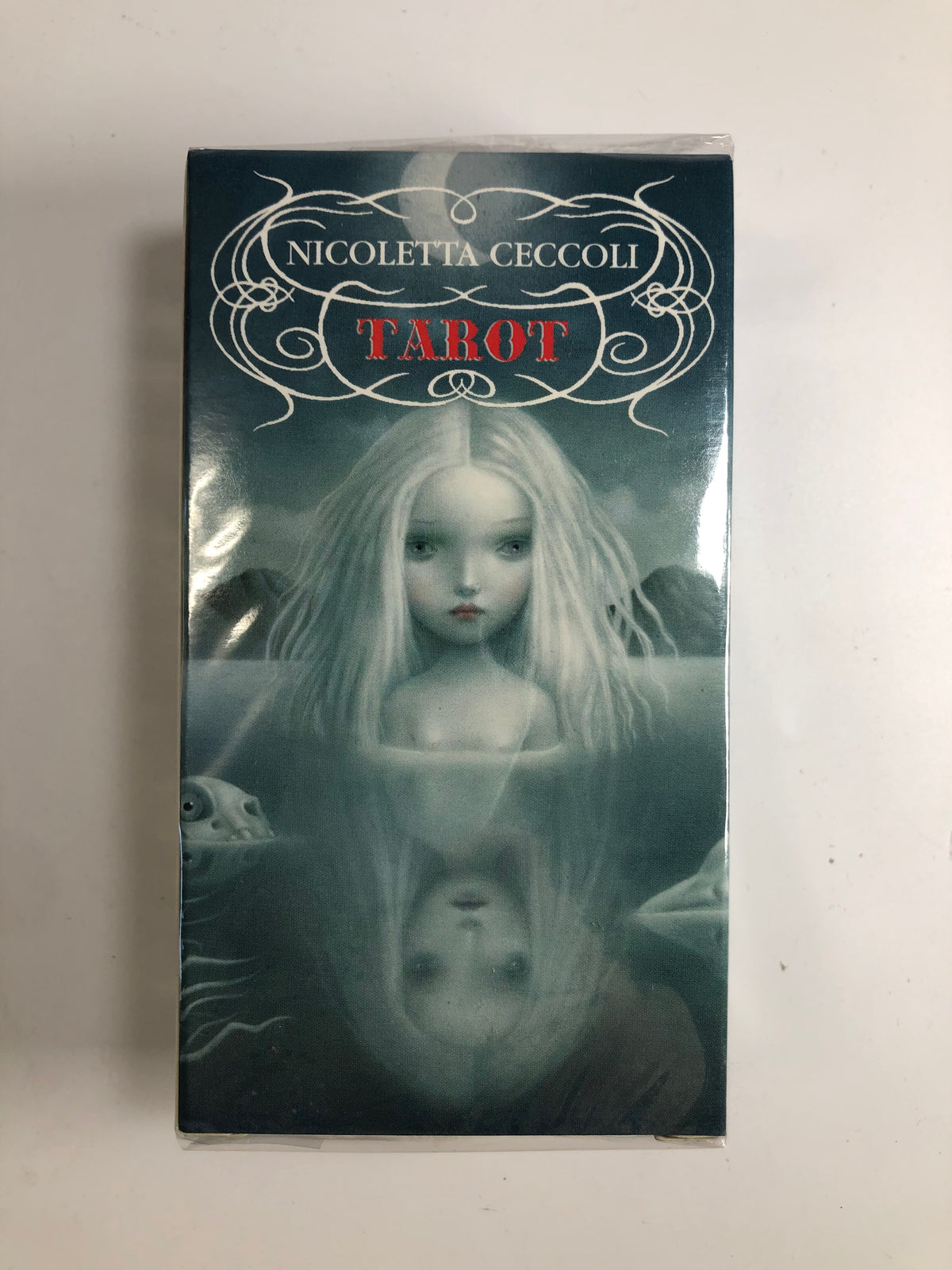 【アウトレット】 ニコレッタ・チェッコリ・タロット Nicoletta Ceccoli TAROT