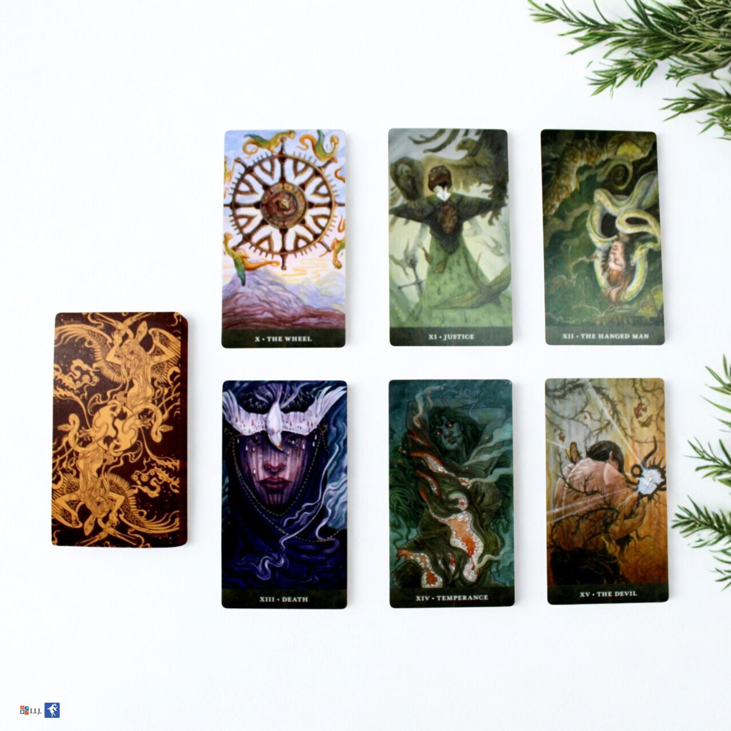 ブラッド・ムーン・タロット Blood Moon Tarot