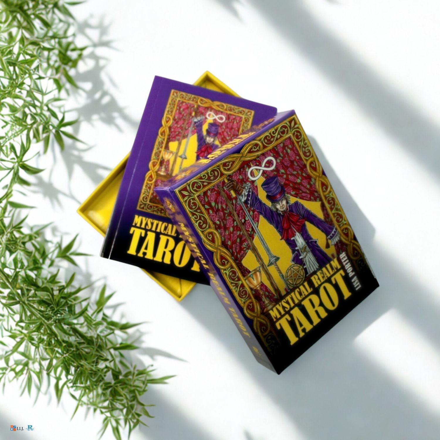 ミスティカル・レルム・タロット Mystical Realm Tarot