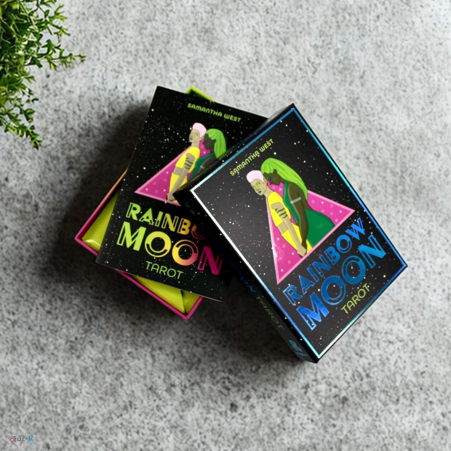 レインボー・ムーン・タロット Rainbow Moon Tarot