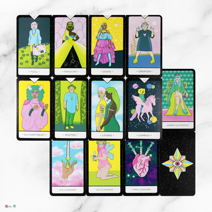 レインボー・ムーン・タロット Rainbow Moon Tarot